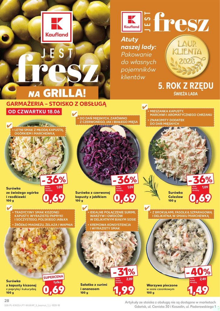 surówka z kapusty kiszonej z papryką i kukurydzą