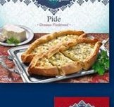 pide gotowe danie w stylu tureckim