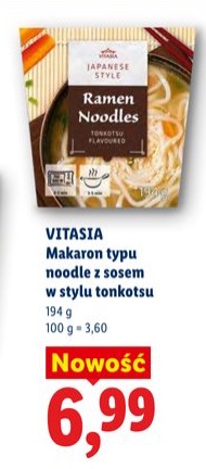 makaron typu noodle z sosem w stylu tonkotsu