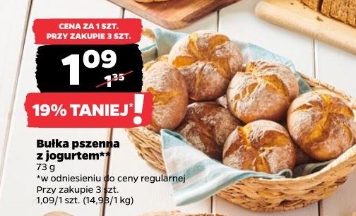 bułka pszenna z jogurtem